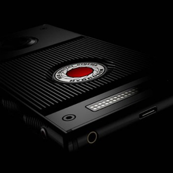 Red Hydrogen One智能手机:全球首款全息智能手机