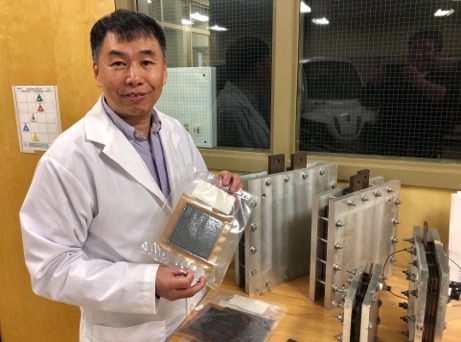 用于下一代车辆的新型清洁燃料电池