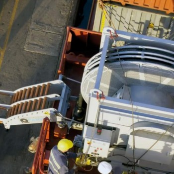 Cavotec 赢得价值 450 万欧元的新建集装箱船岸电订单